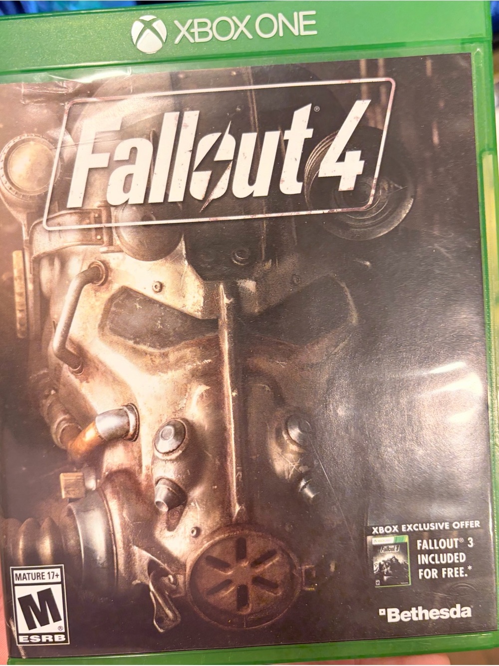 Xbox One Fallout 4 - (Black/Bronze Cover)